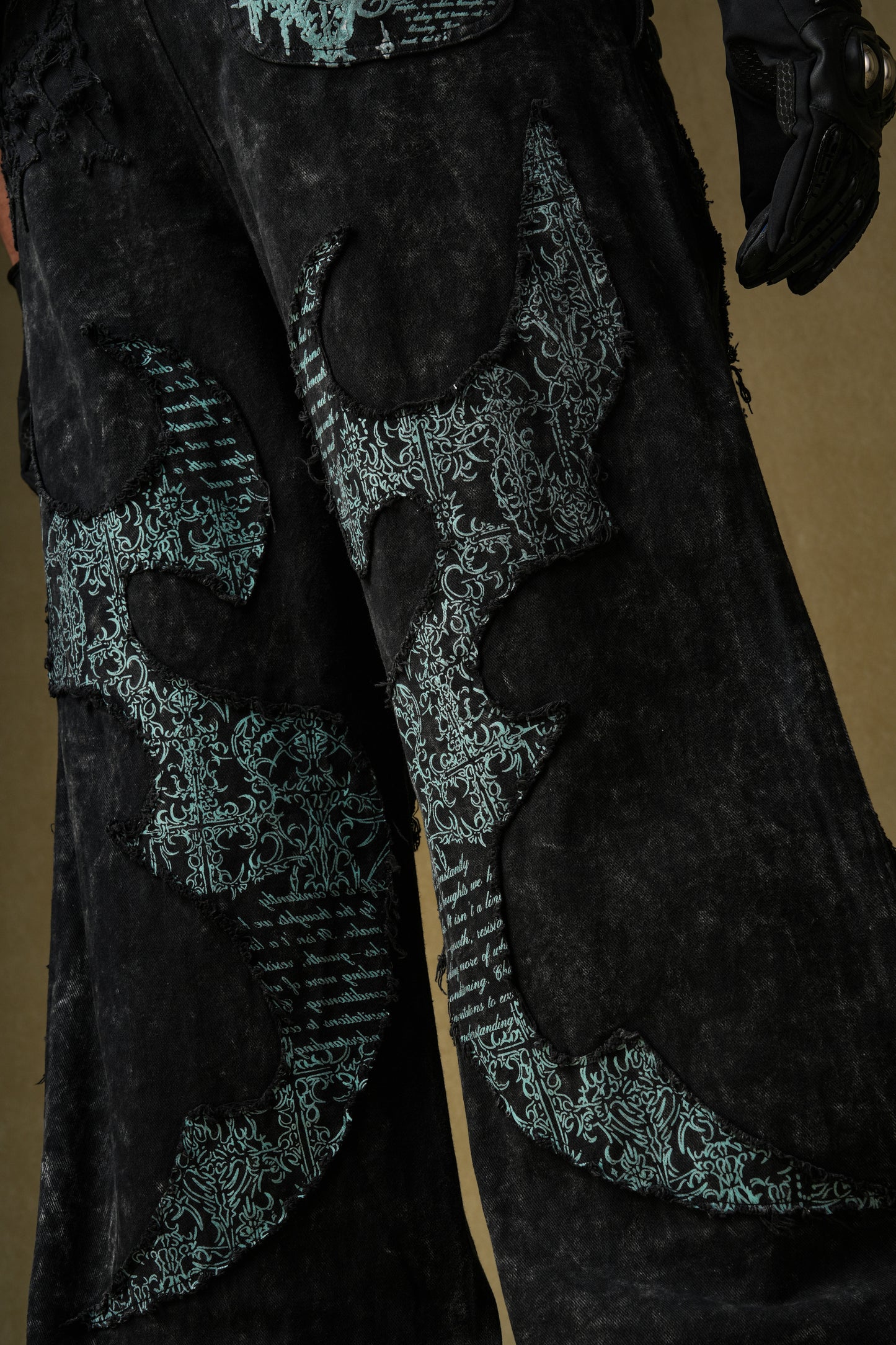 YETI PANTS°