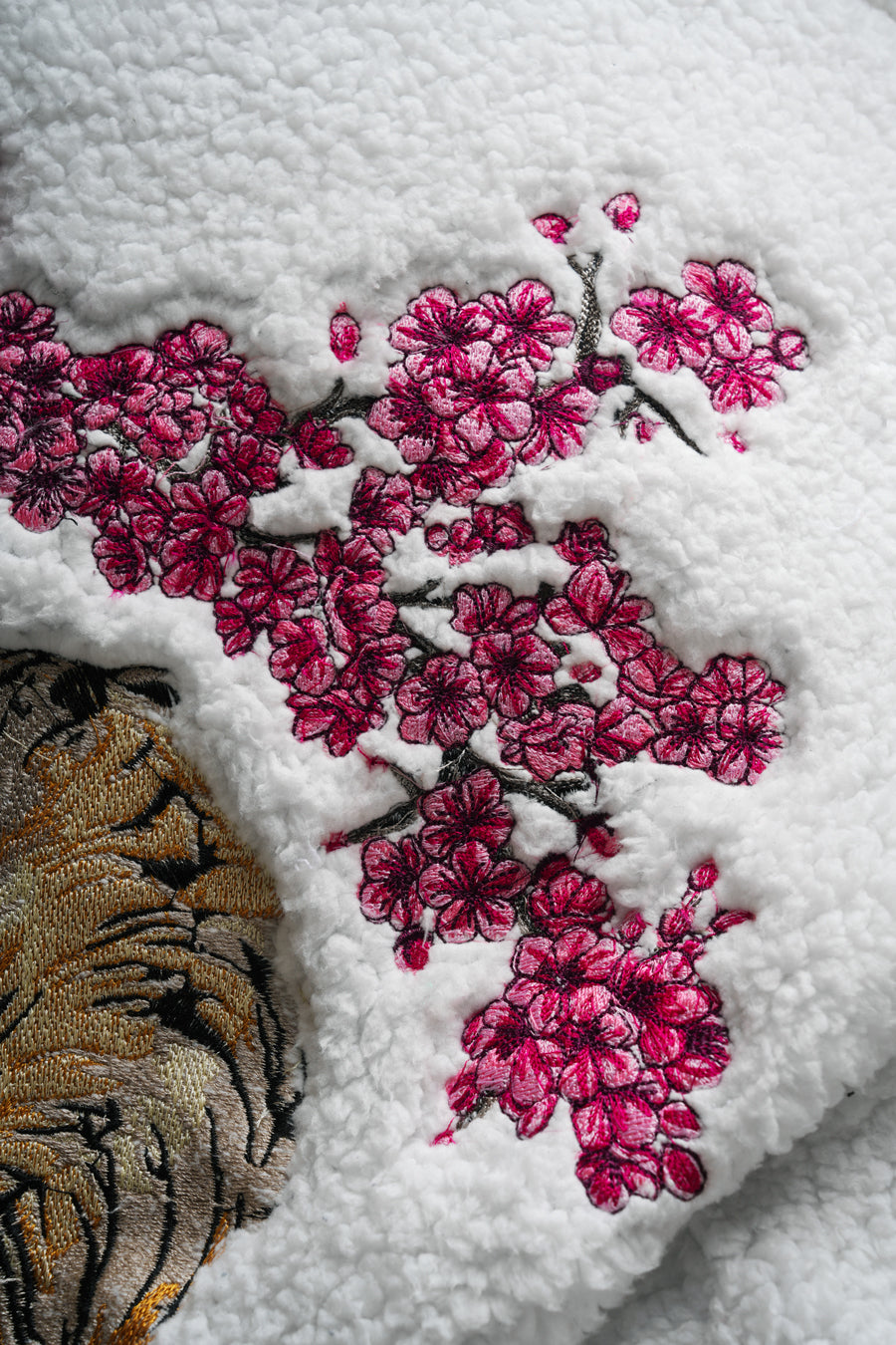 CHERRY RAION SWEATER