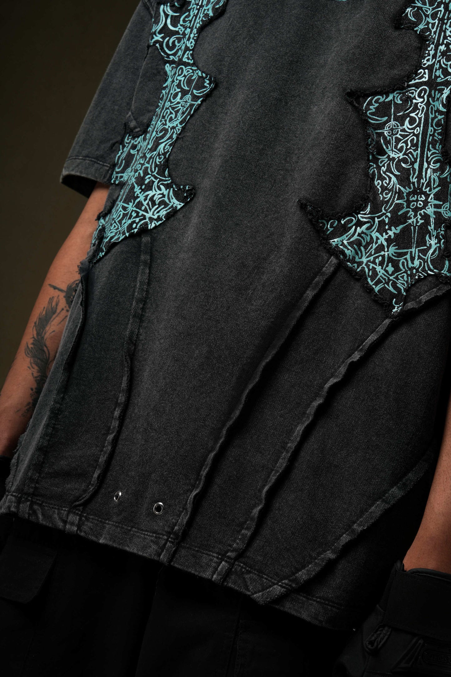 TRIBAL YETI TEE /30°