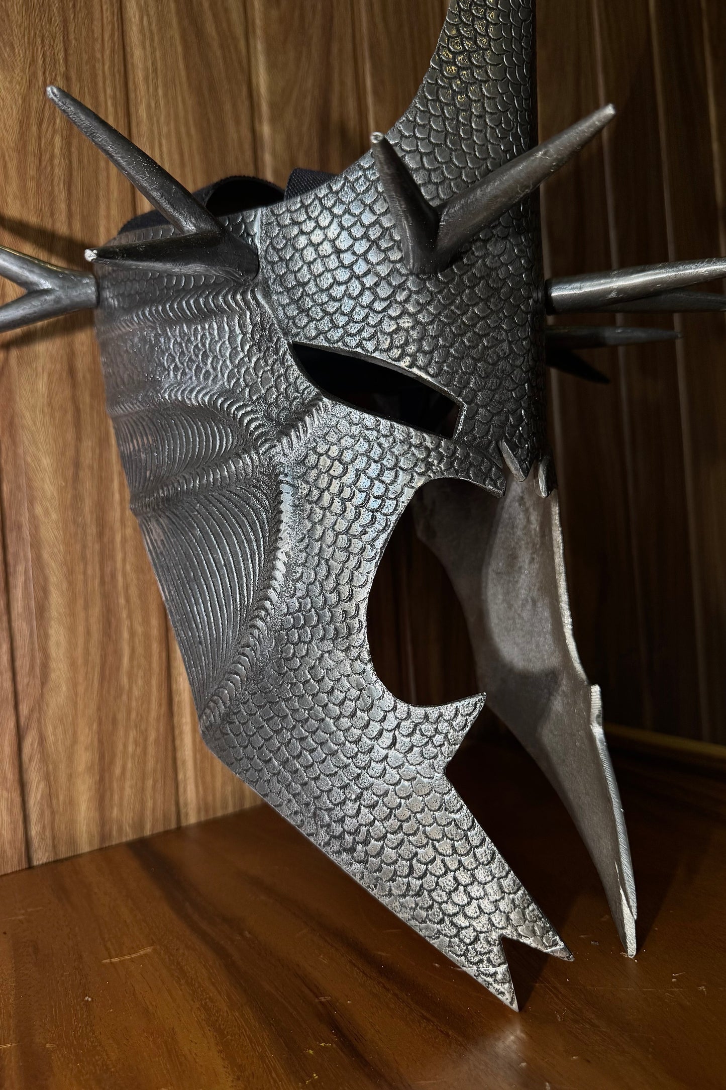 WITCH KING HELMET: VIPER SILVER