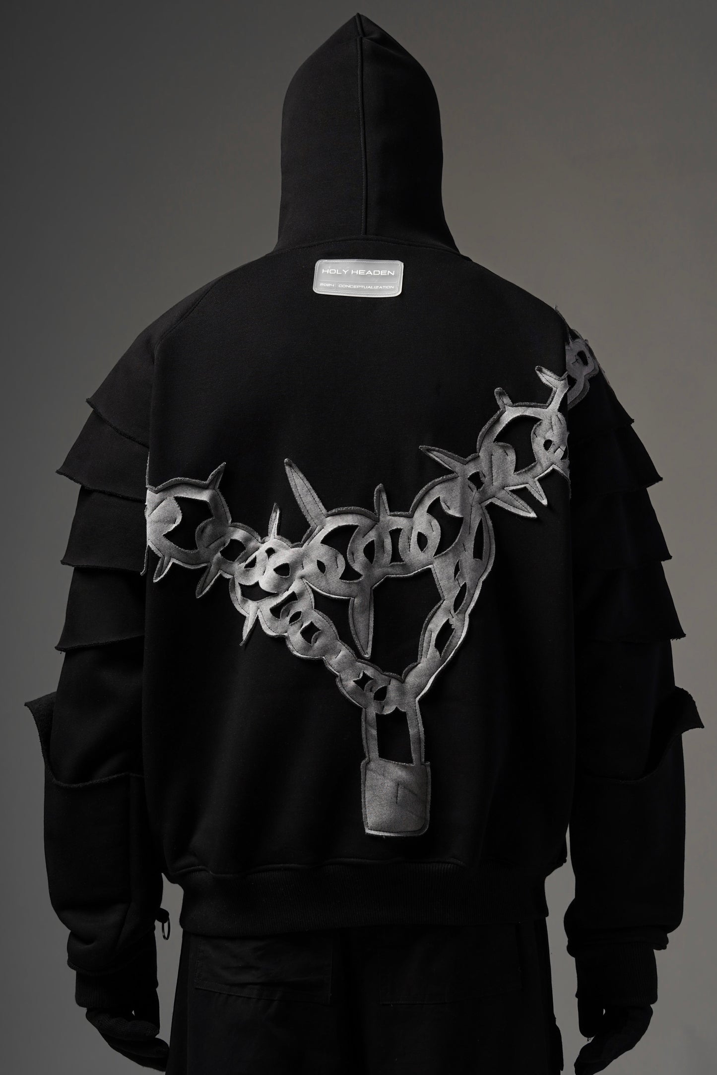 LATCHED TRIBAL HOODIE /30°