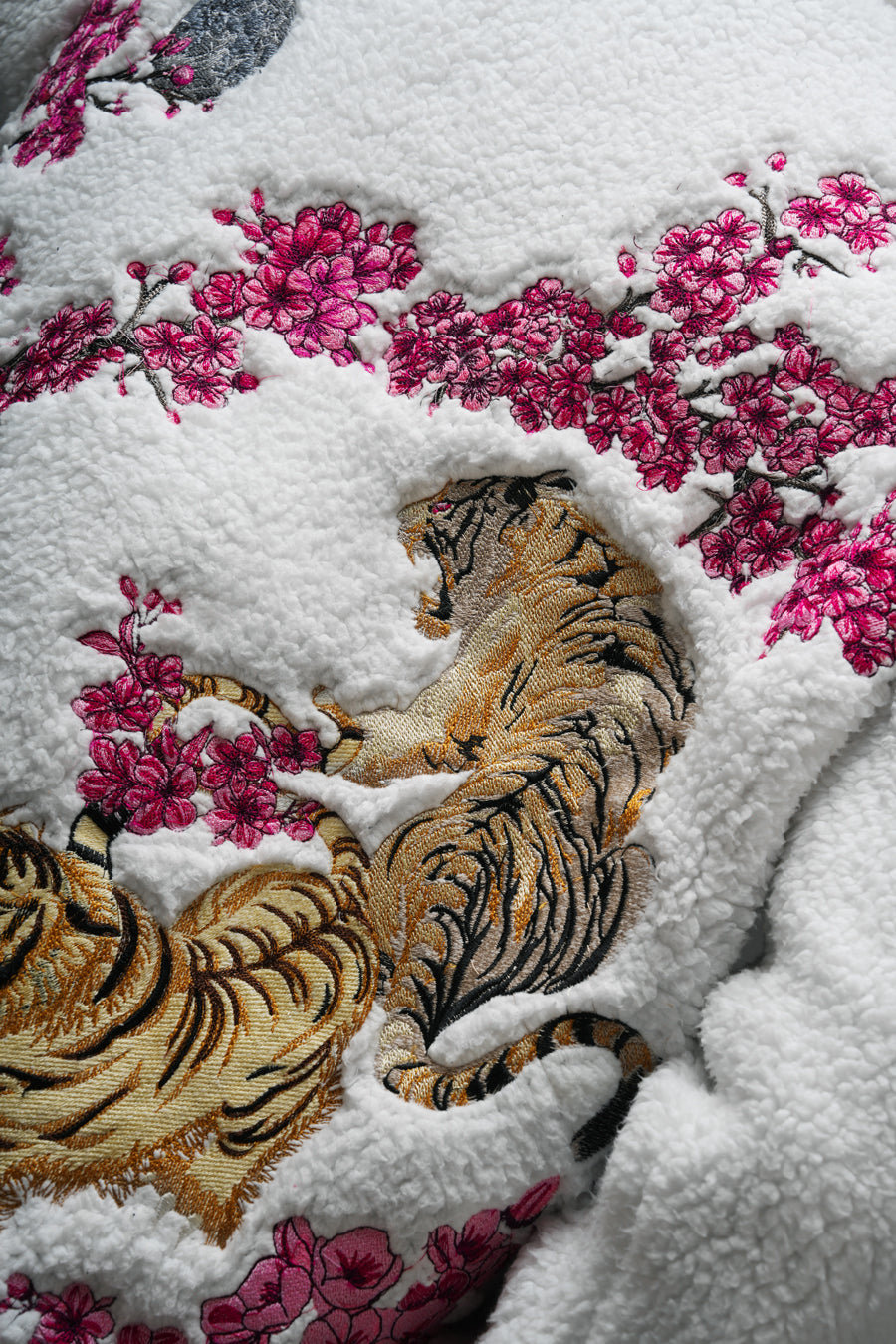 CHERRY RAION SWEATER