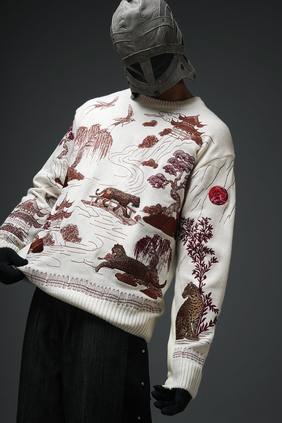 CHITA WOOLEN SWEATER