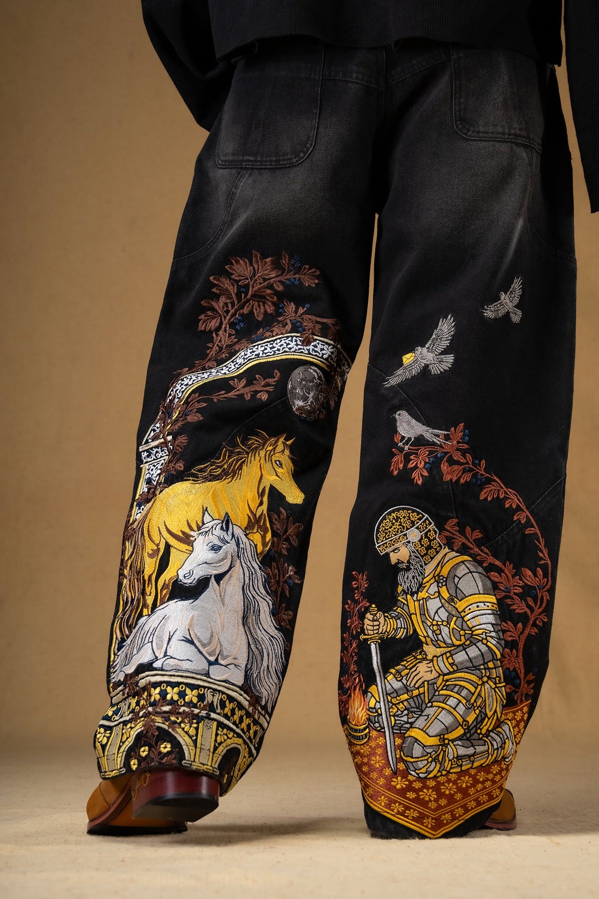 KNIGHT’S LETTER DENIM