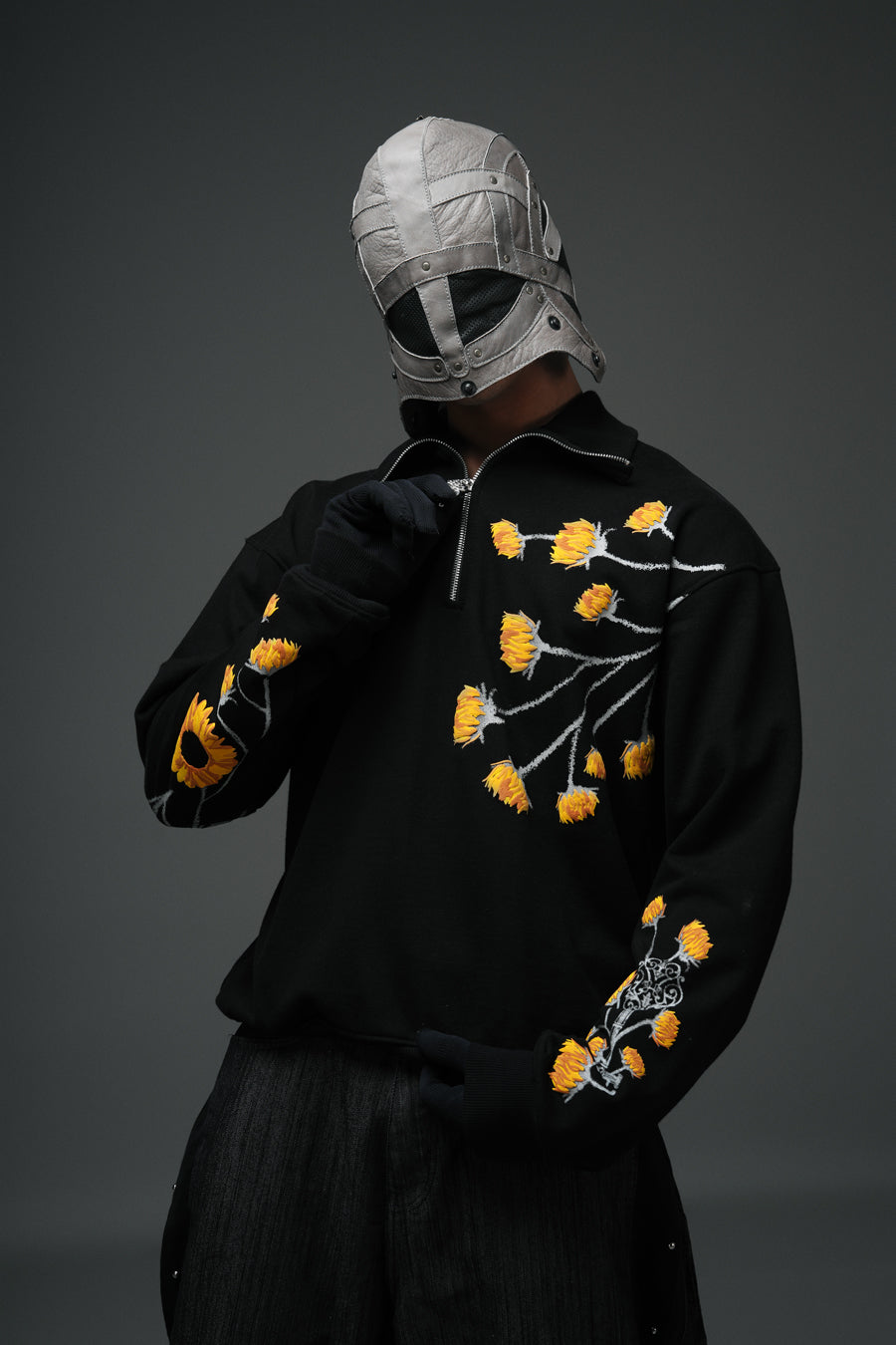 SUNFLOWER KEY SWEATSHIRT