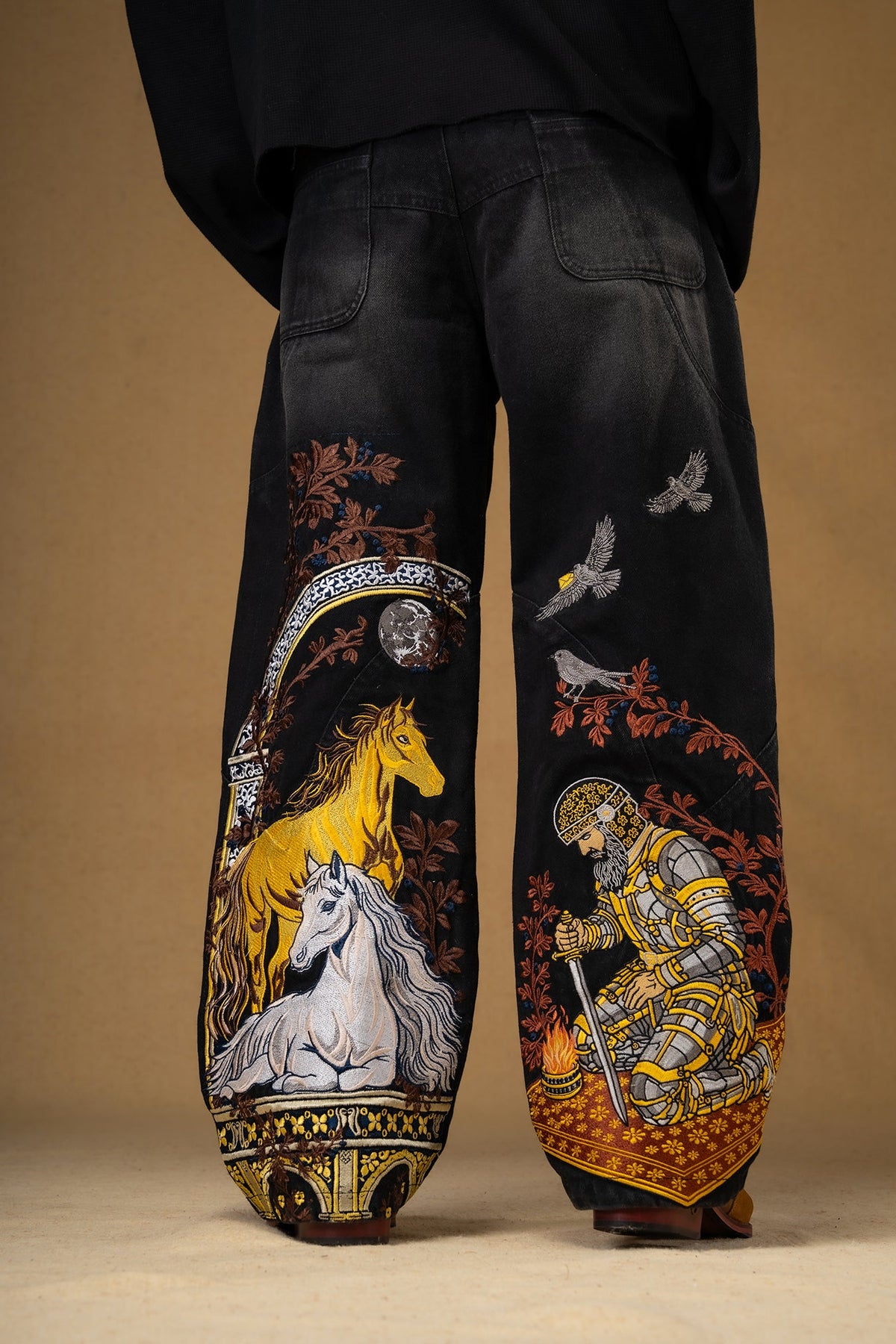 KNIGHT’S LETTER DENIM