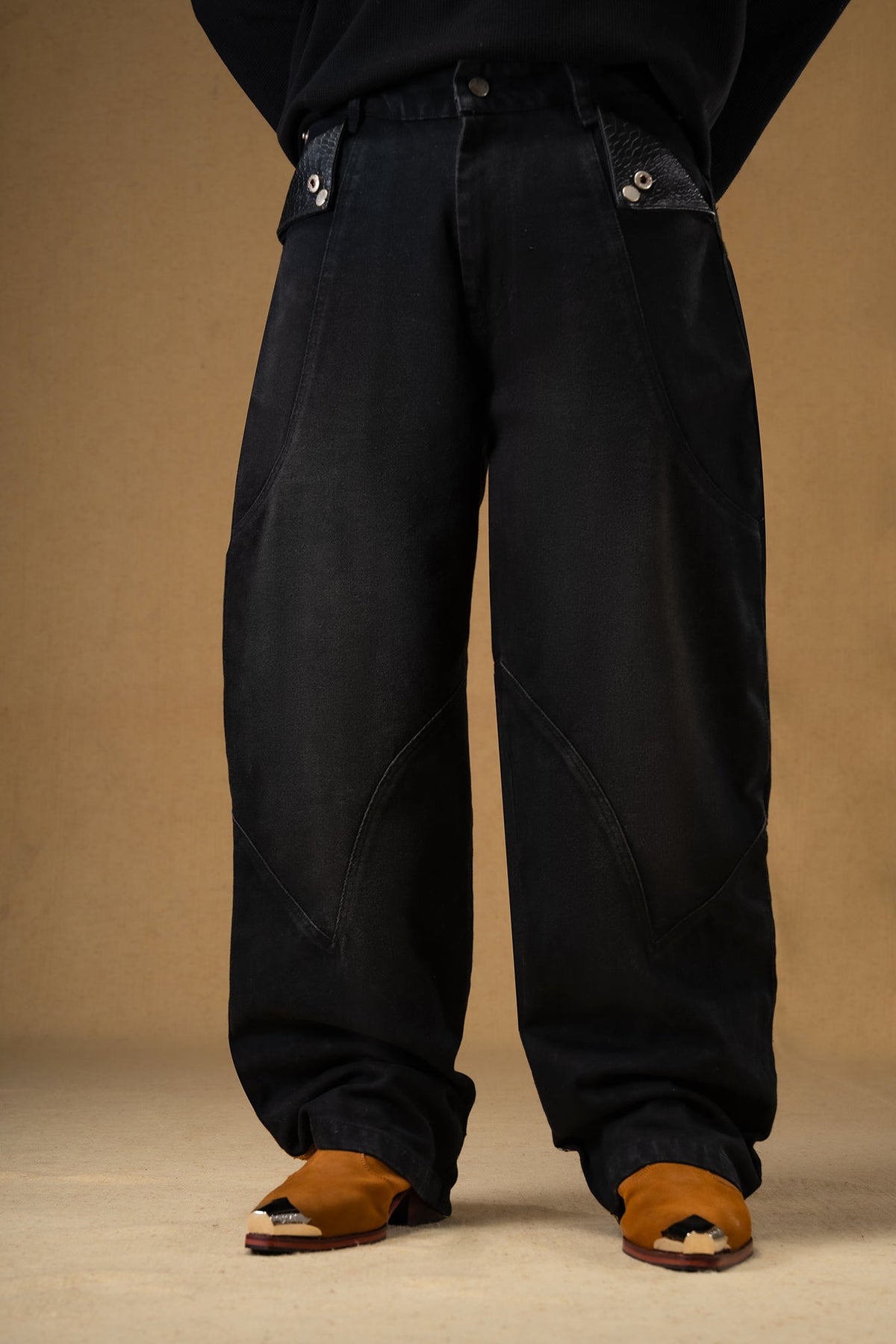 KNIGHT’S LETTER DENIM