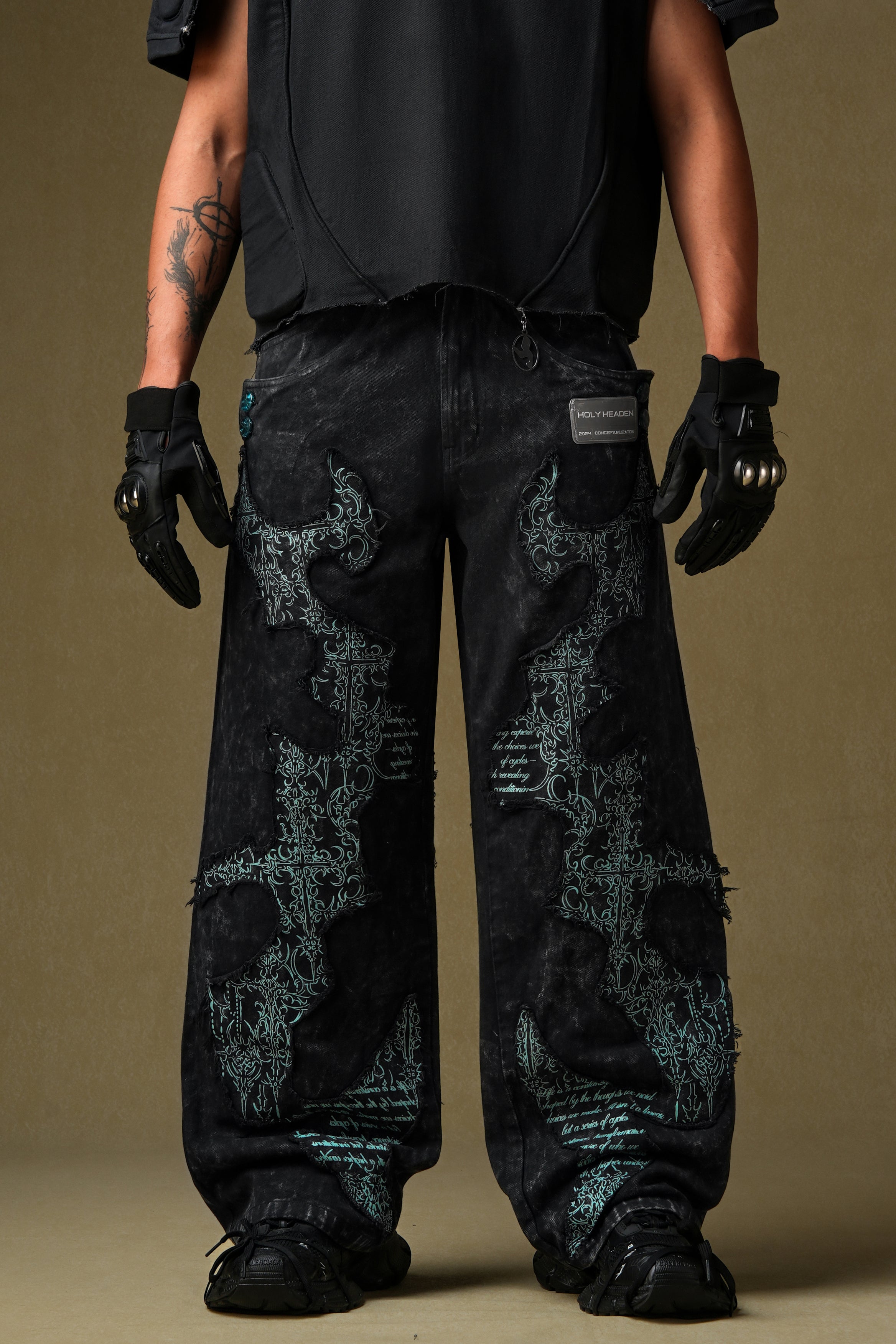 YETI PANTS° – HOLYHEADEN INTERNATIONAL