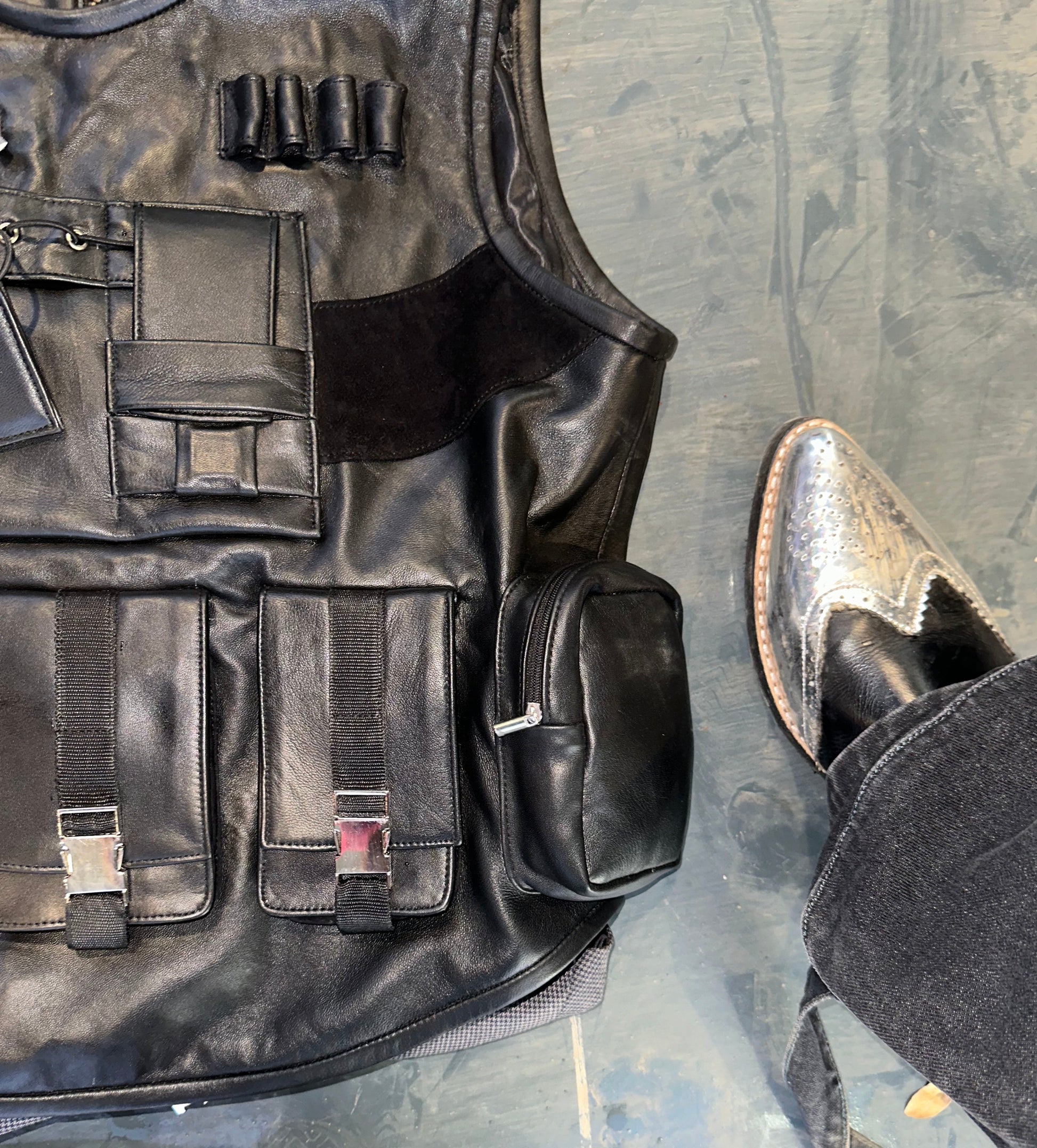 TRIBAL LEATHER VEST /50° One-size - Main Image